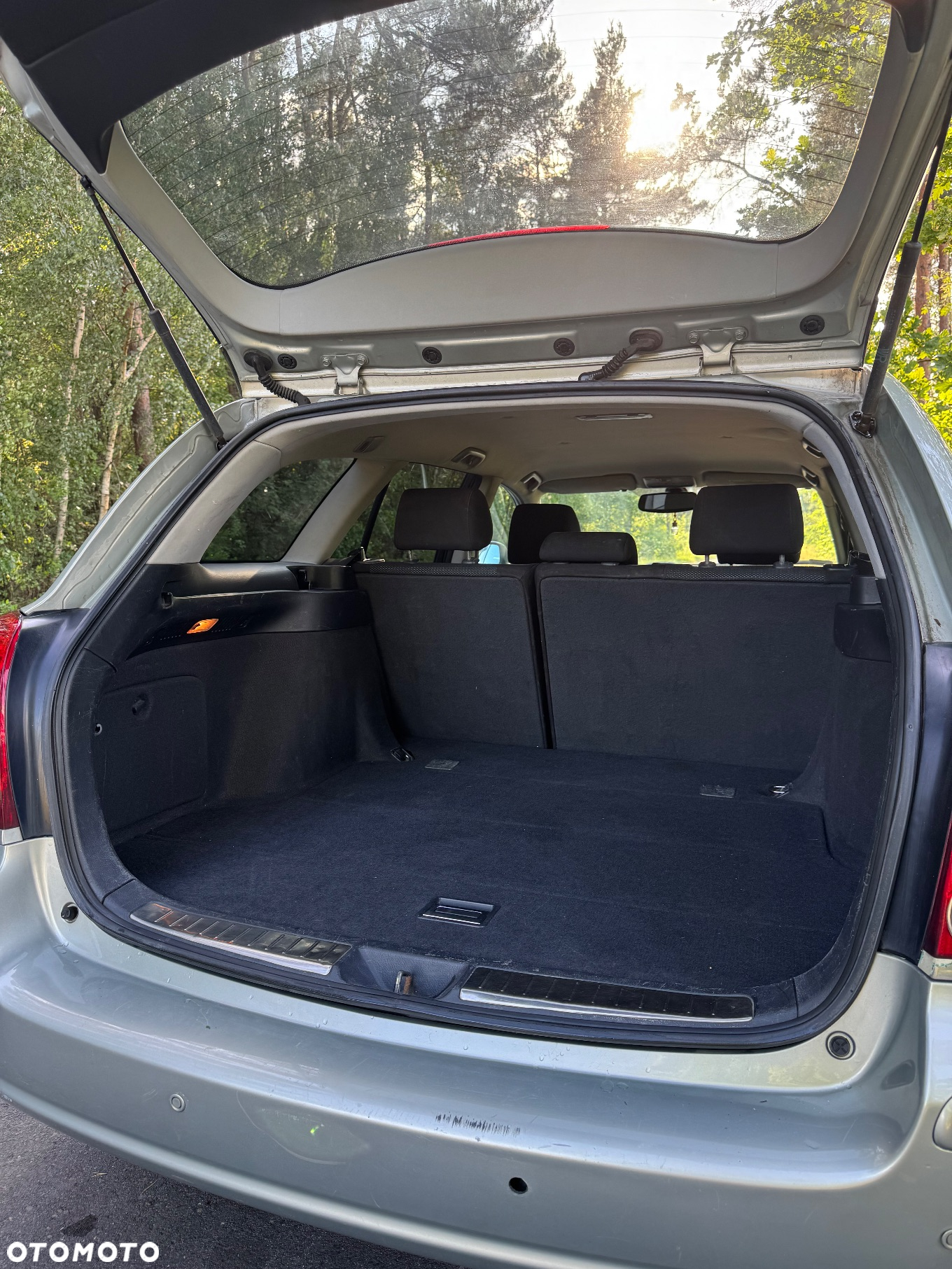 Toyota Avensis - 4