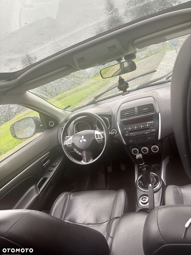 Mitsubishi ASX 1.8 DID Instyle 4WD AS&G - 9