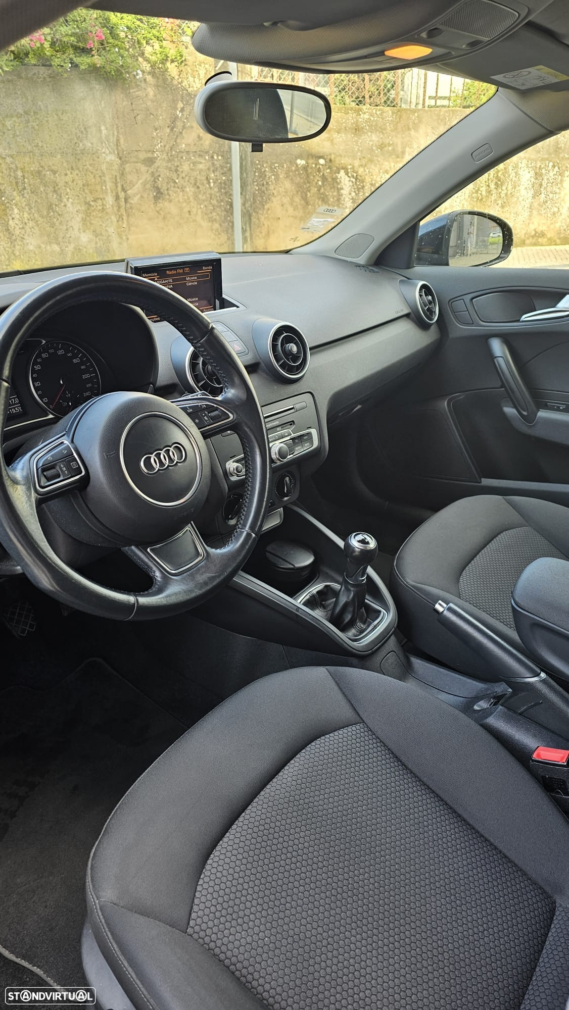 Audi A1 Sportback 1.6 TDI Design - 4