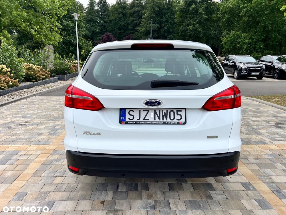 Ford Focus 1.0 EcoBoost Active - 5