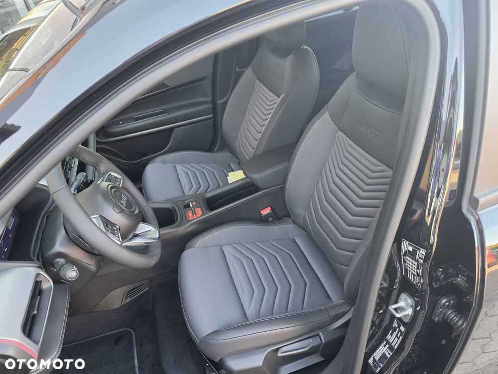 Jeep Avenger 1.2 T3 mHEV Summit FWD eDCT6 - 6
