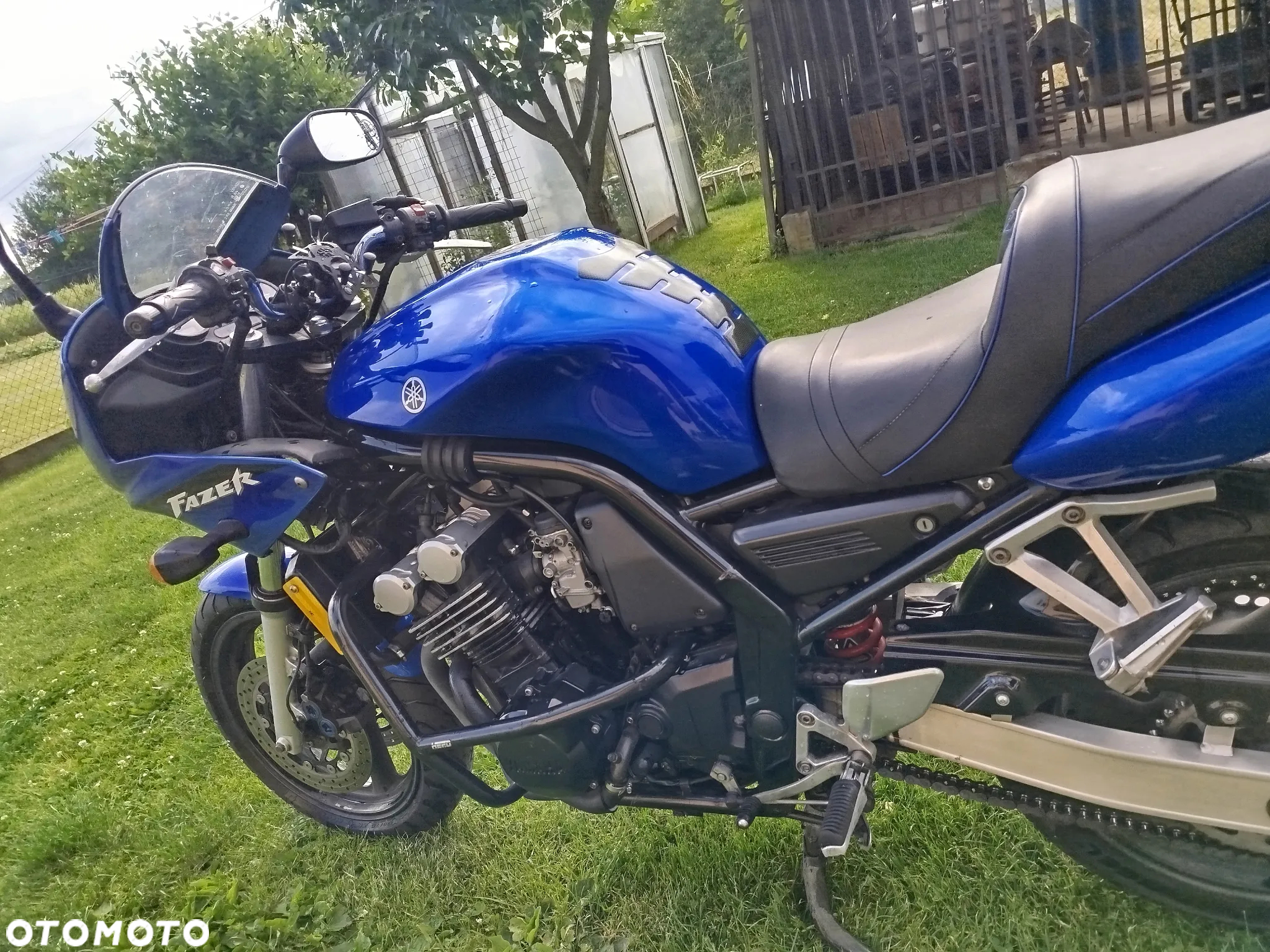 Yamaha FZS - 11