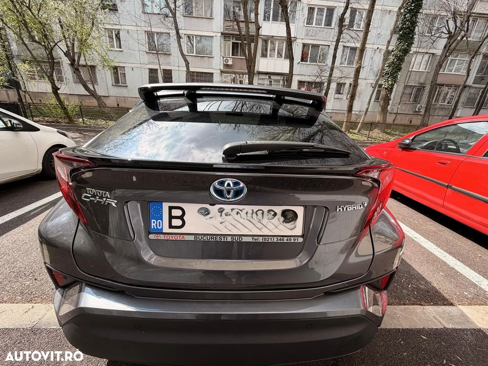 Toyota C-HR 1.8 HSD 4x2 CVT C-ult LED - 8