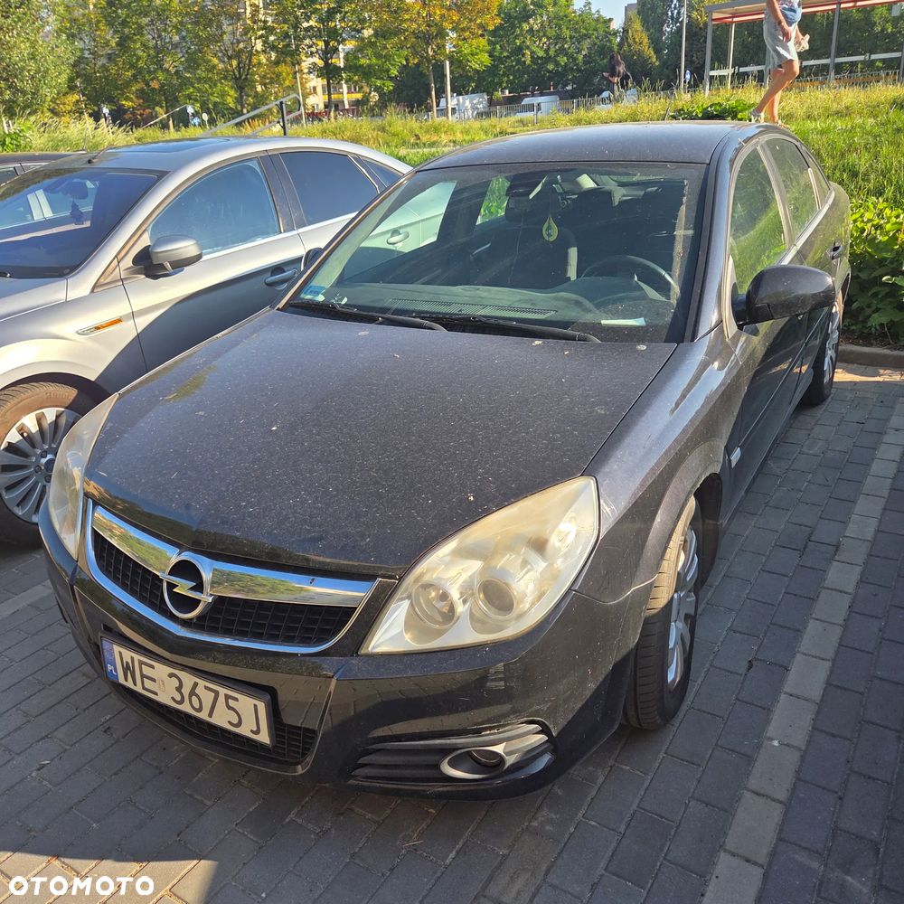 Opel Vectra 1.9 CDTI Essentia - 1