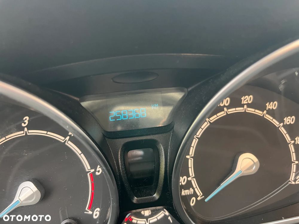 Ford Fiesta 1.5 TDCi St&St SYNC Edition - 8
