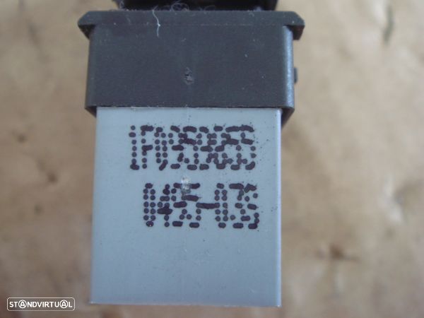 Interruptor Elevador Vidros/ Fecho Portas Volkswagen Golf V (1K1) - 3