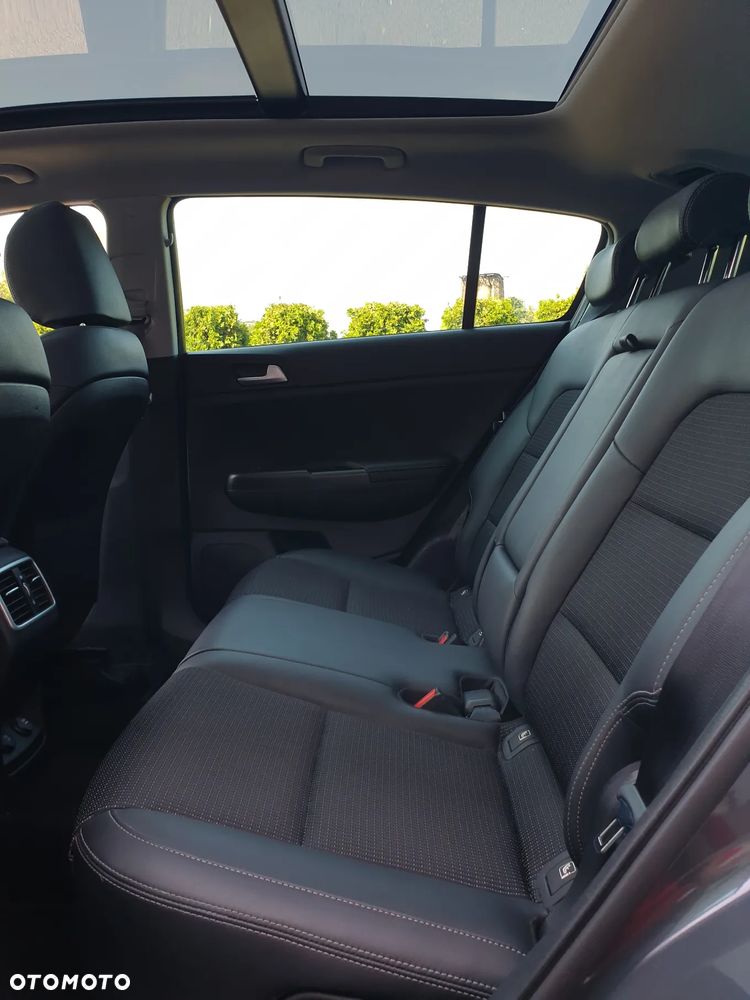 Kia Sportage 1.6 T-GDI Black Edition 2WD DCT - 32