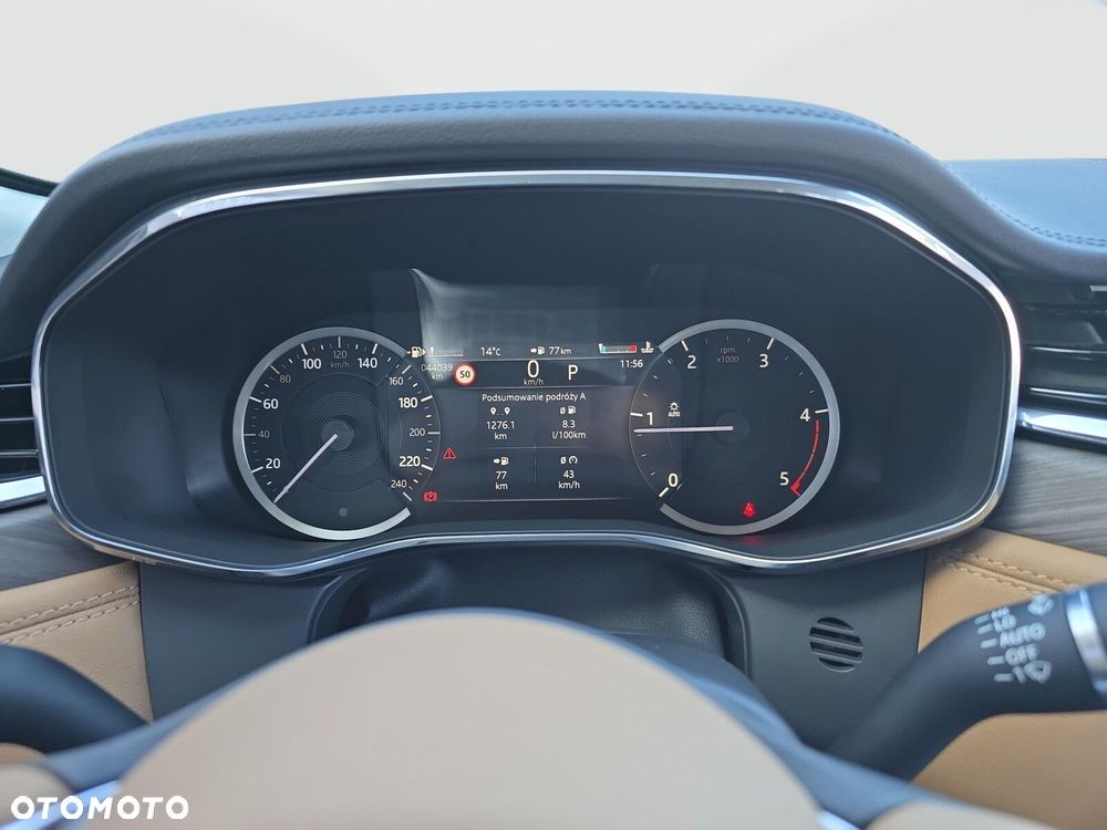 Jaguar F-Pace - 14