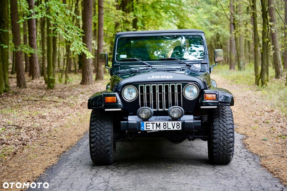 Jeep Wrangler 2.5 Sport - 30