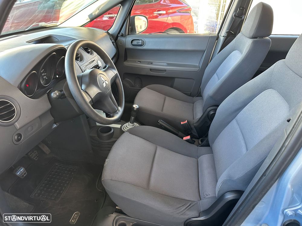 Mitsubishi Colt 1.1 Inform - 9