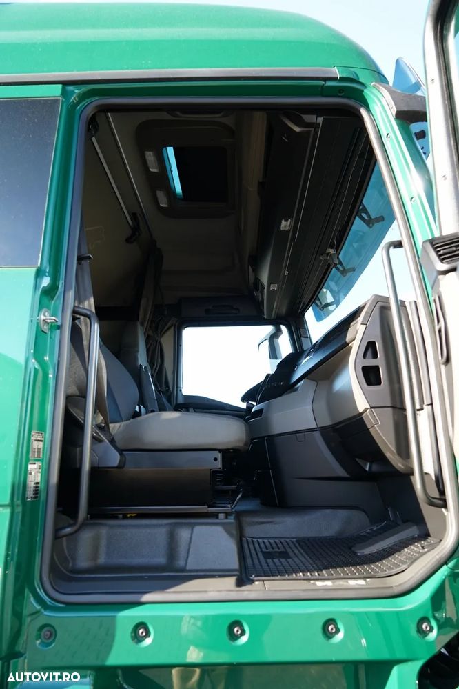 MAN TGX 18.470 / SOLO / CORTINĂ / COMPLET AIRMATIC / - 37