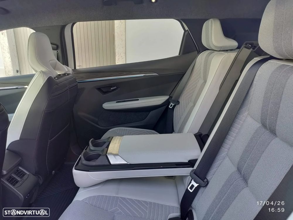 Renault Scénic E-Tech 220 Long Range Iconic - 17