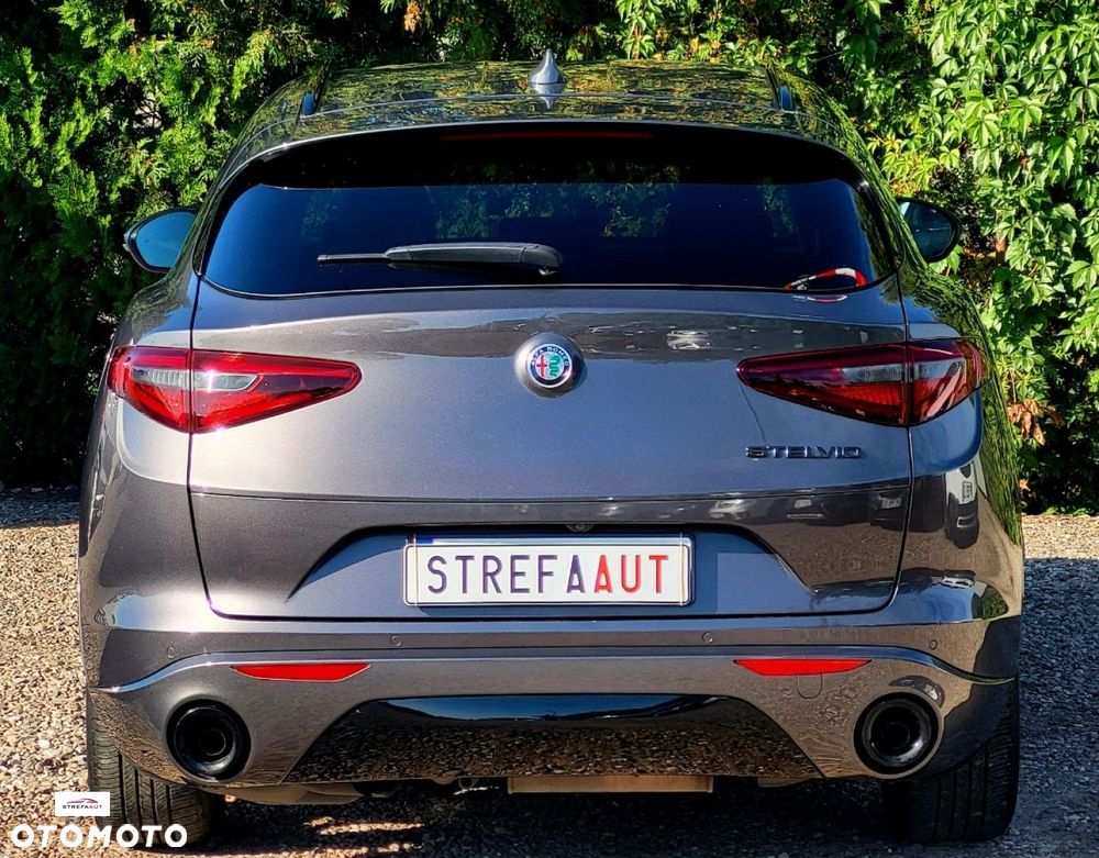 Alfa Romeo Stelvio - 39