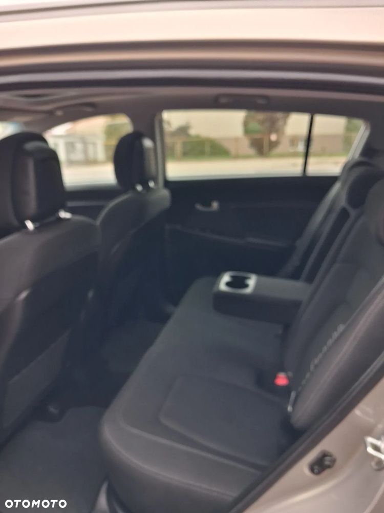 Kia Sportage - 12