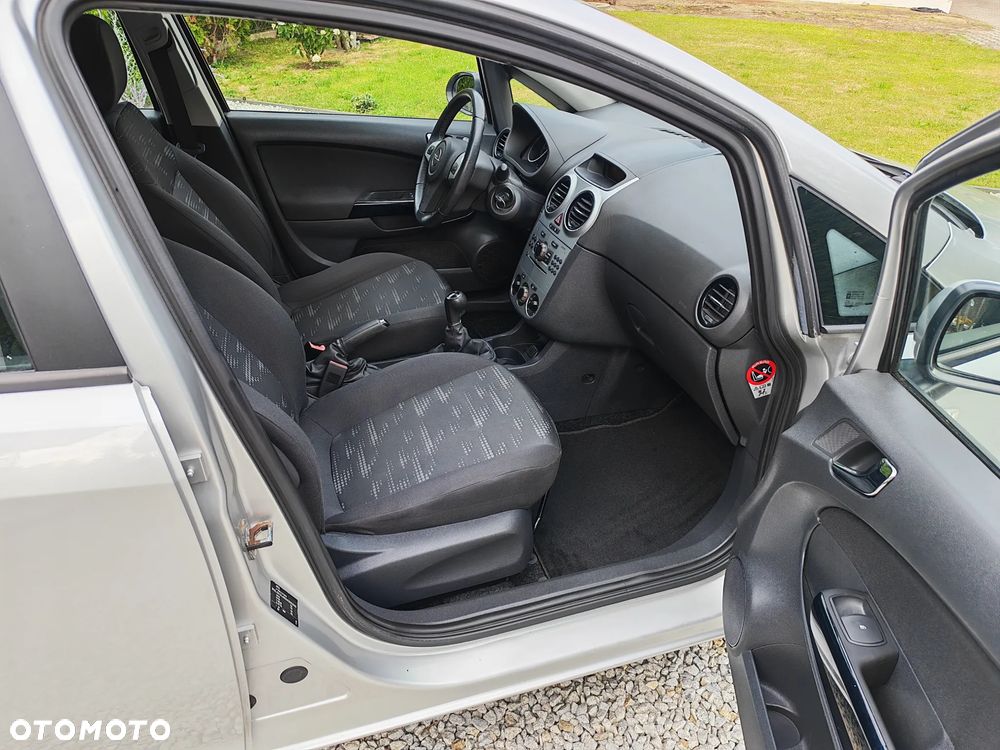 Opel Corsa - 11