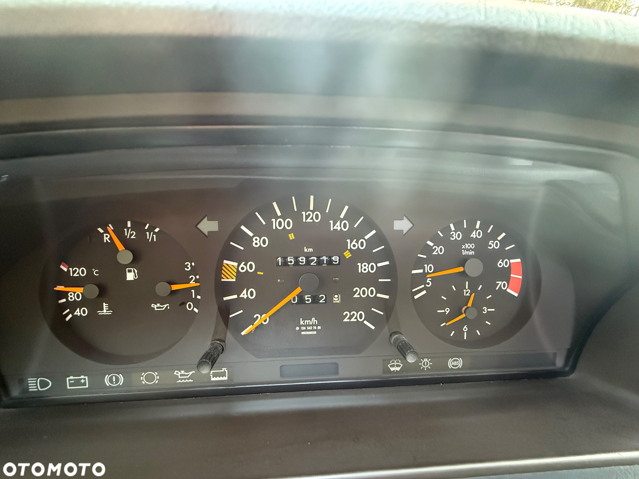 Mercedes-Benz W124 (1984-1993) - 33