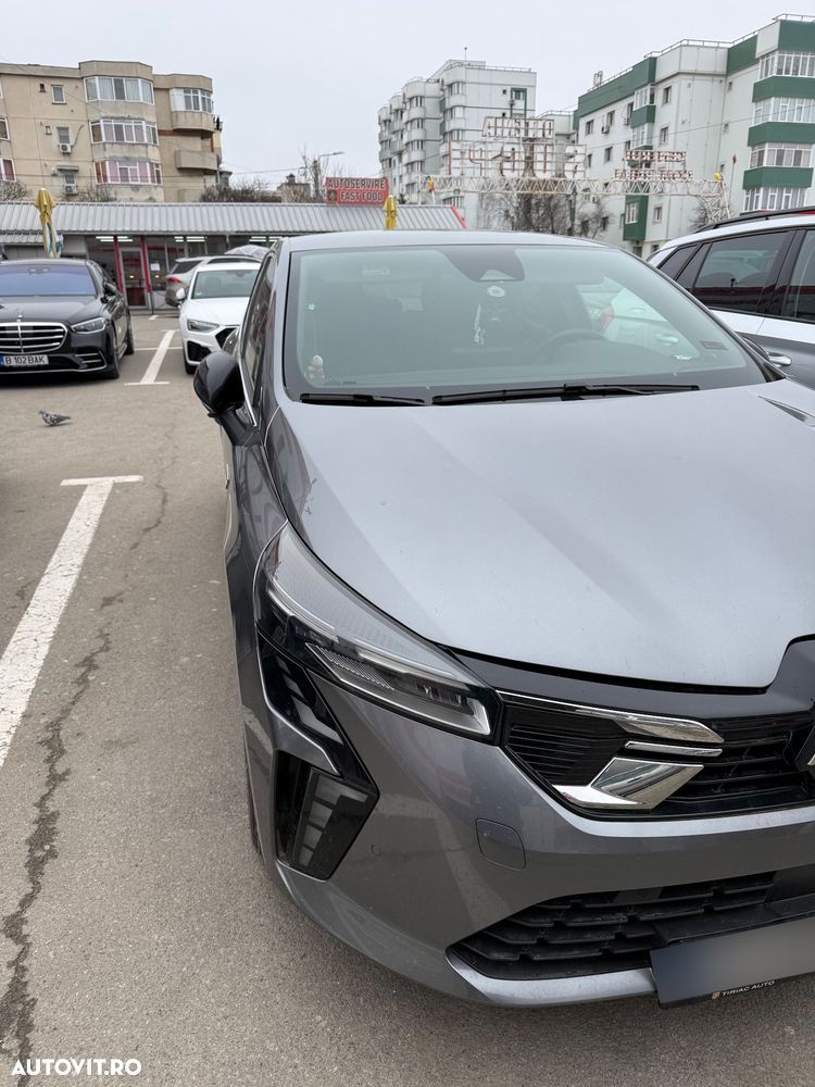 Mitsubishi Colt 1.6 L AT HEV Instyle - 2