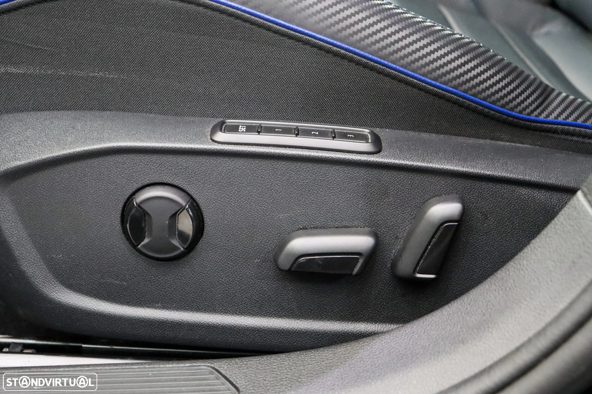 VW Golf 2.0 TSI R DSG - 18