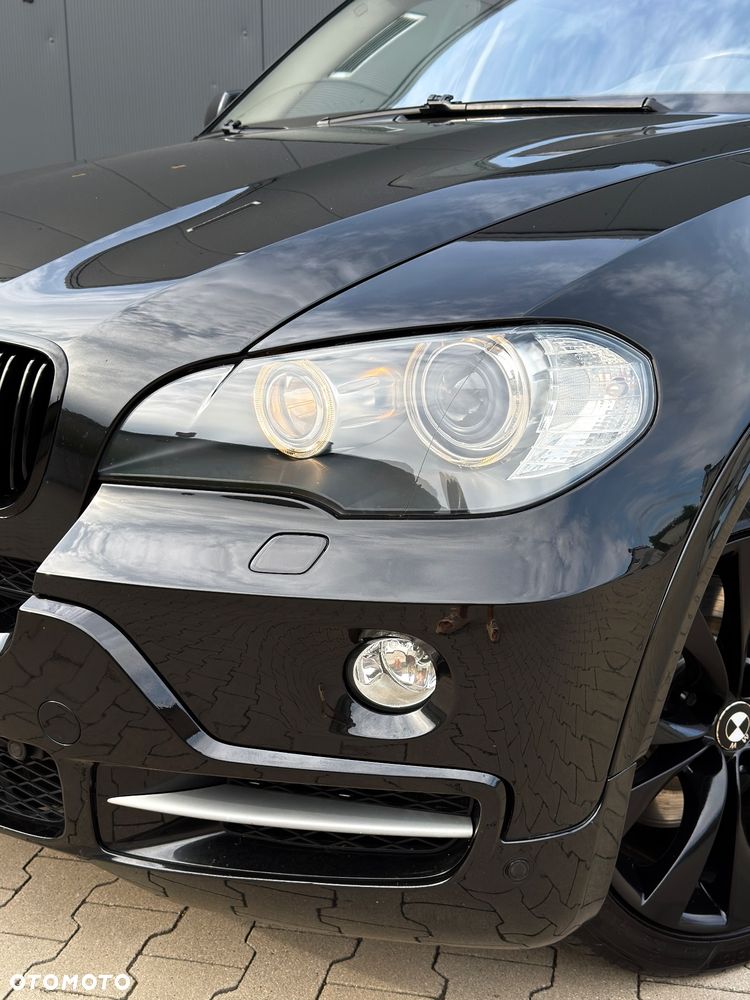 BMW X5 xDrive48i - 33