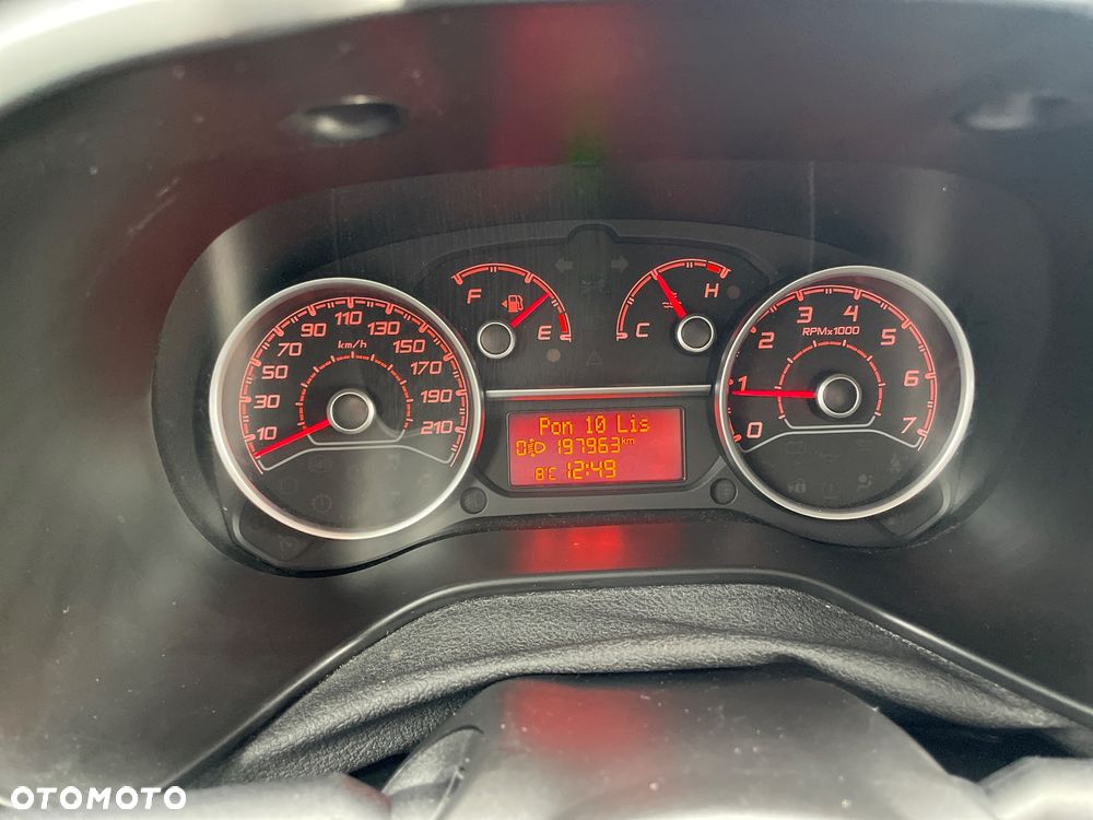Fiat DOBLO - 10