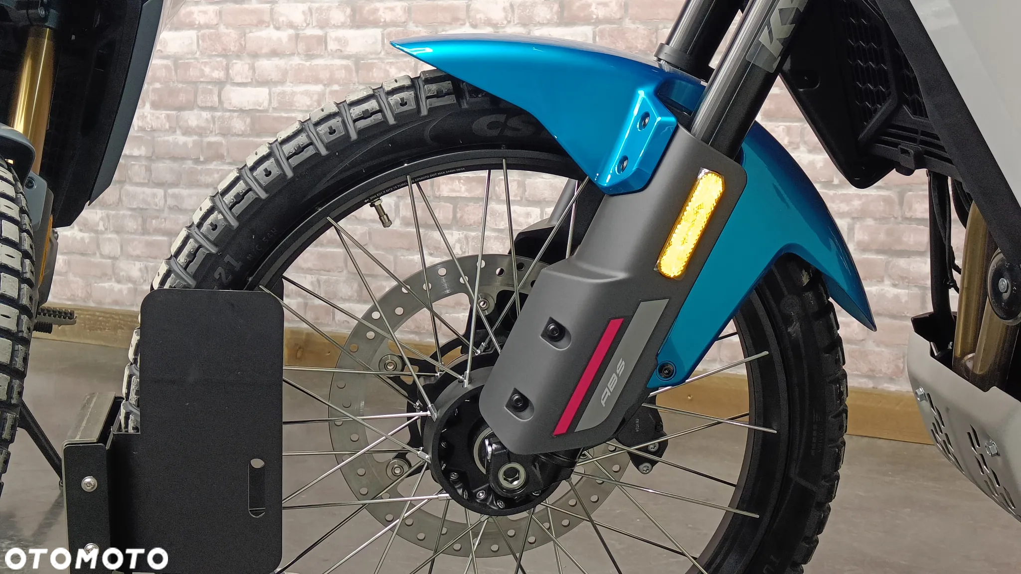 CFMoto MT - 19