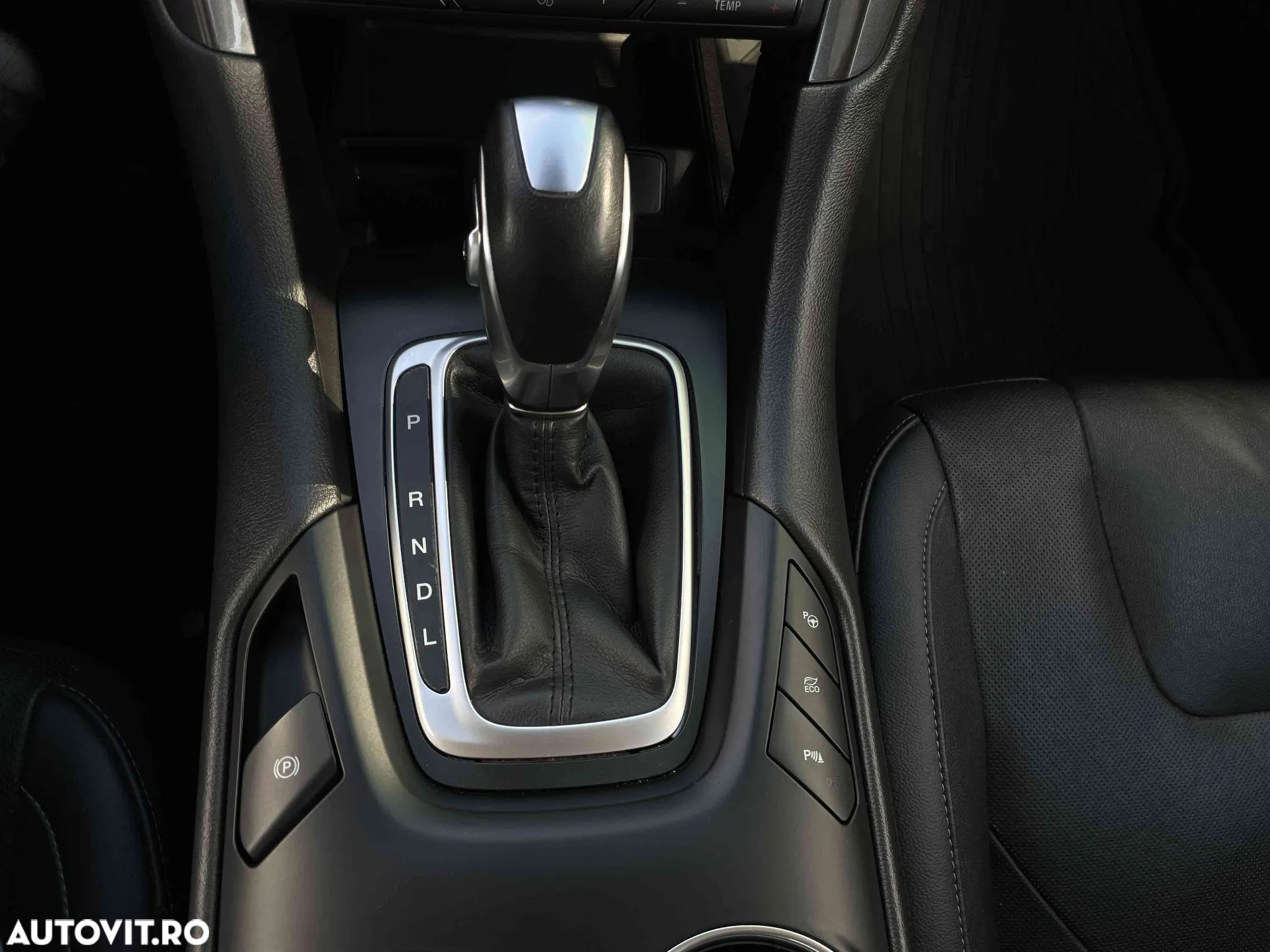 Ford Mondeo - 13