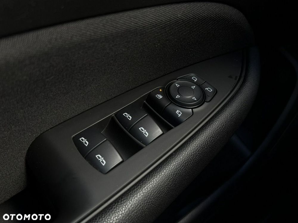 Opel Insignia 2.0 CDTI Elegance S&S - 30