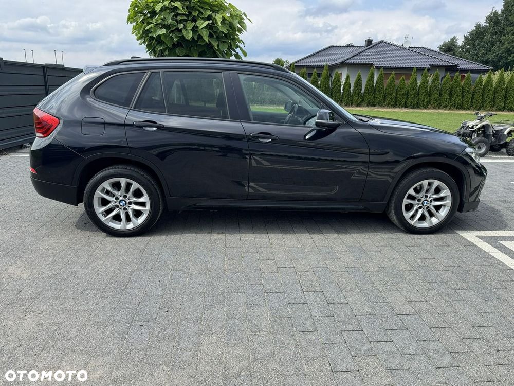 BMW X1 sDrive18d Sport Line - 11