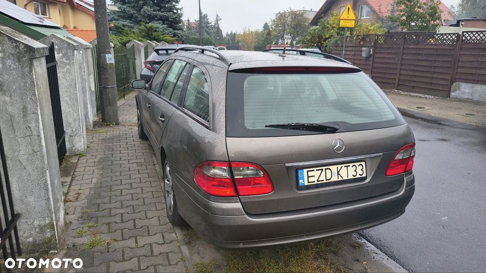 Mercedes-Benz E-Class 2007 photo 3
