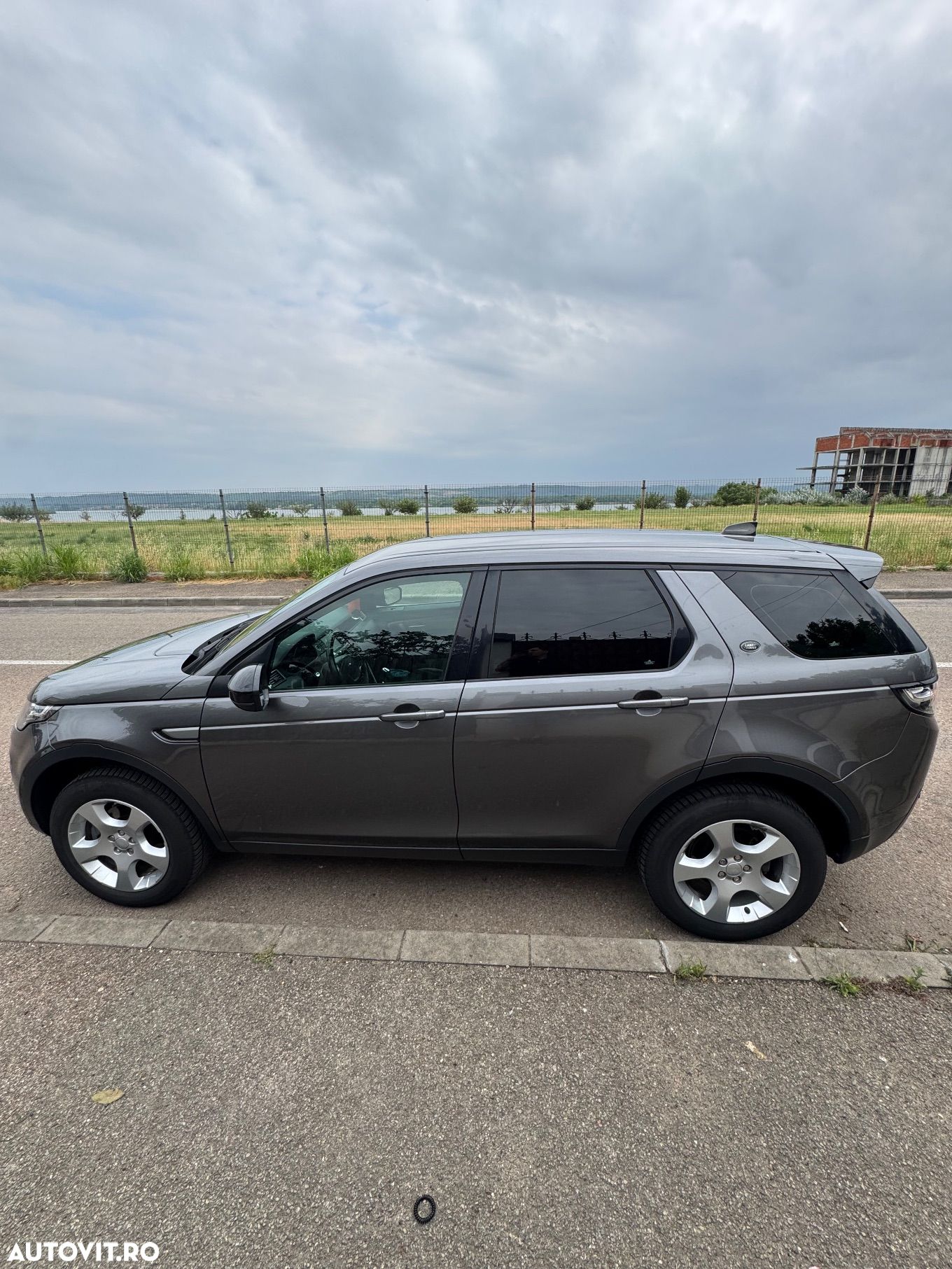 Land Rover Discovery Sport - 1
