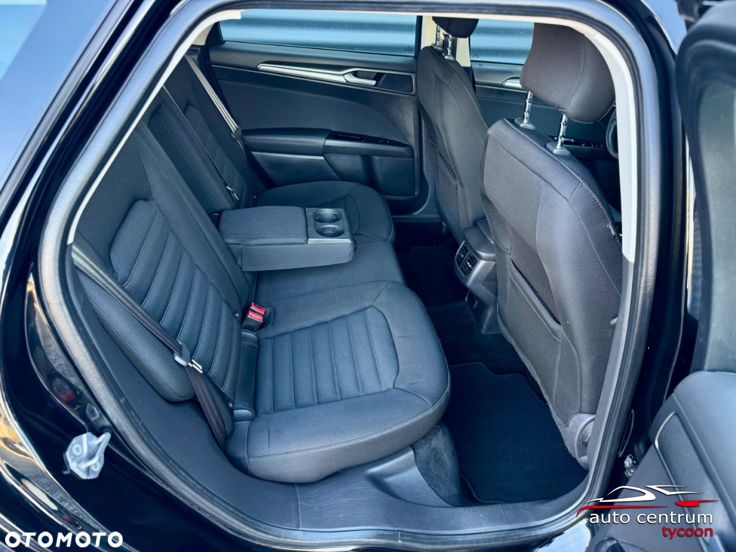 Ford Mondeo - 11
