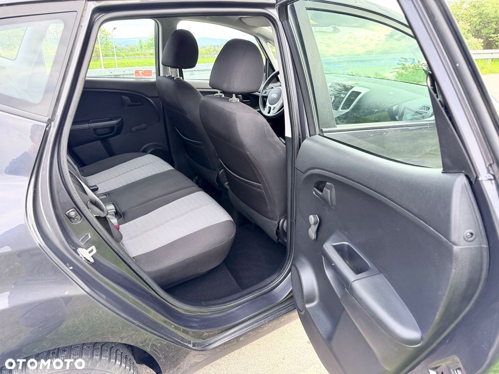 Kia Venga 1.4 L - 16