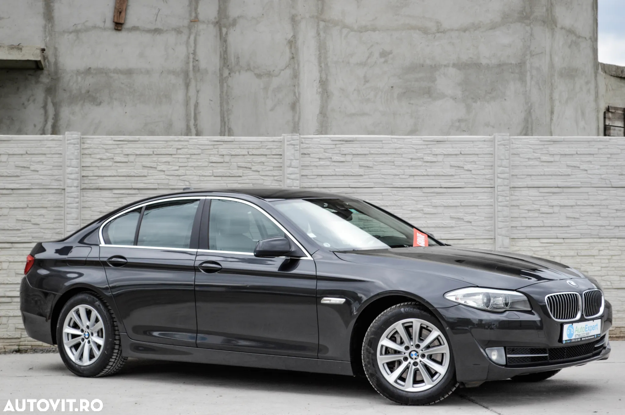 BMW Seria 5 525d xDrive Sport-Aut. - 10