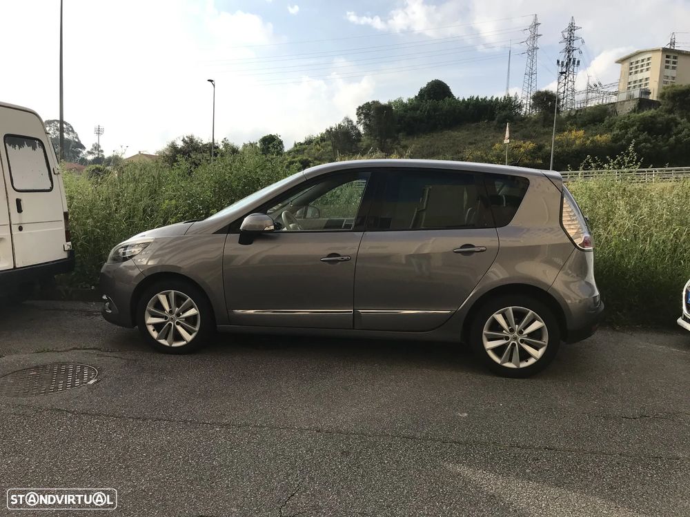 Renault Scénic - 1
