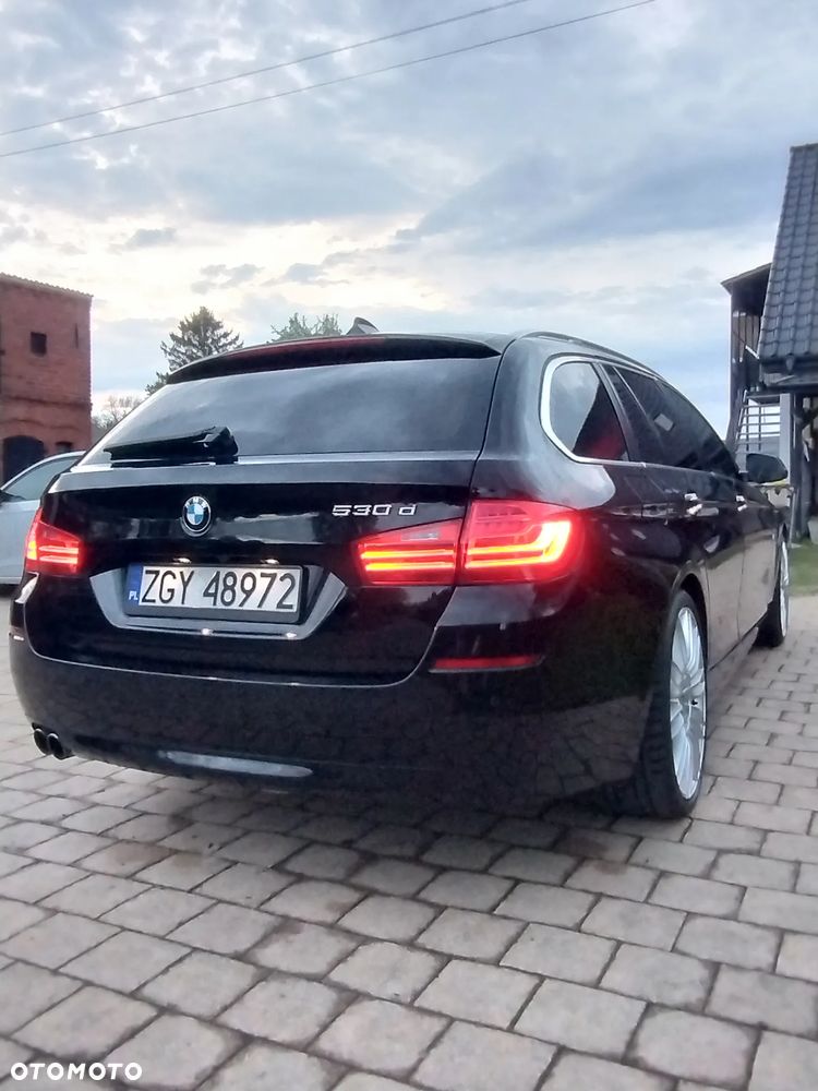 BMW Seria 5 530d Luxury Line - 14