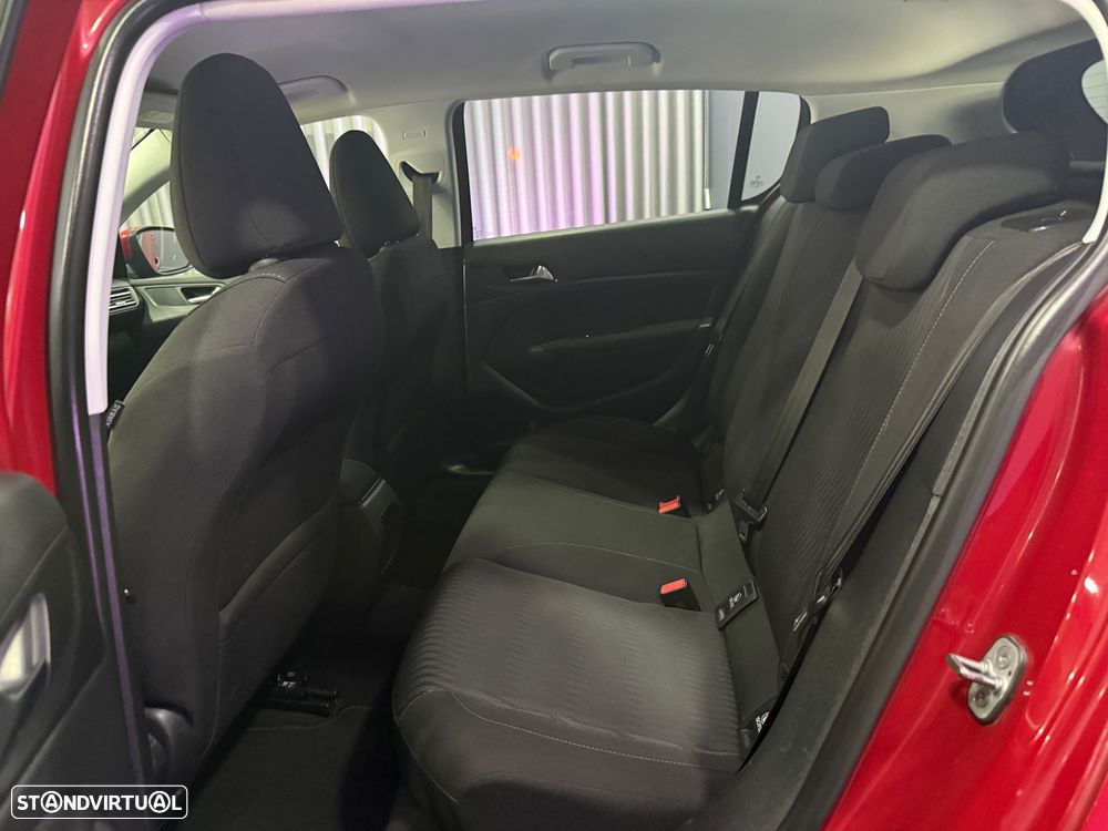 Peugeot 308 BlueHDi FAP 120 EAT6 Stop & Start Active - 18