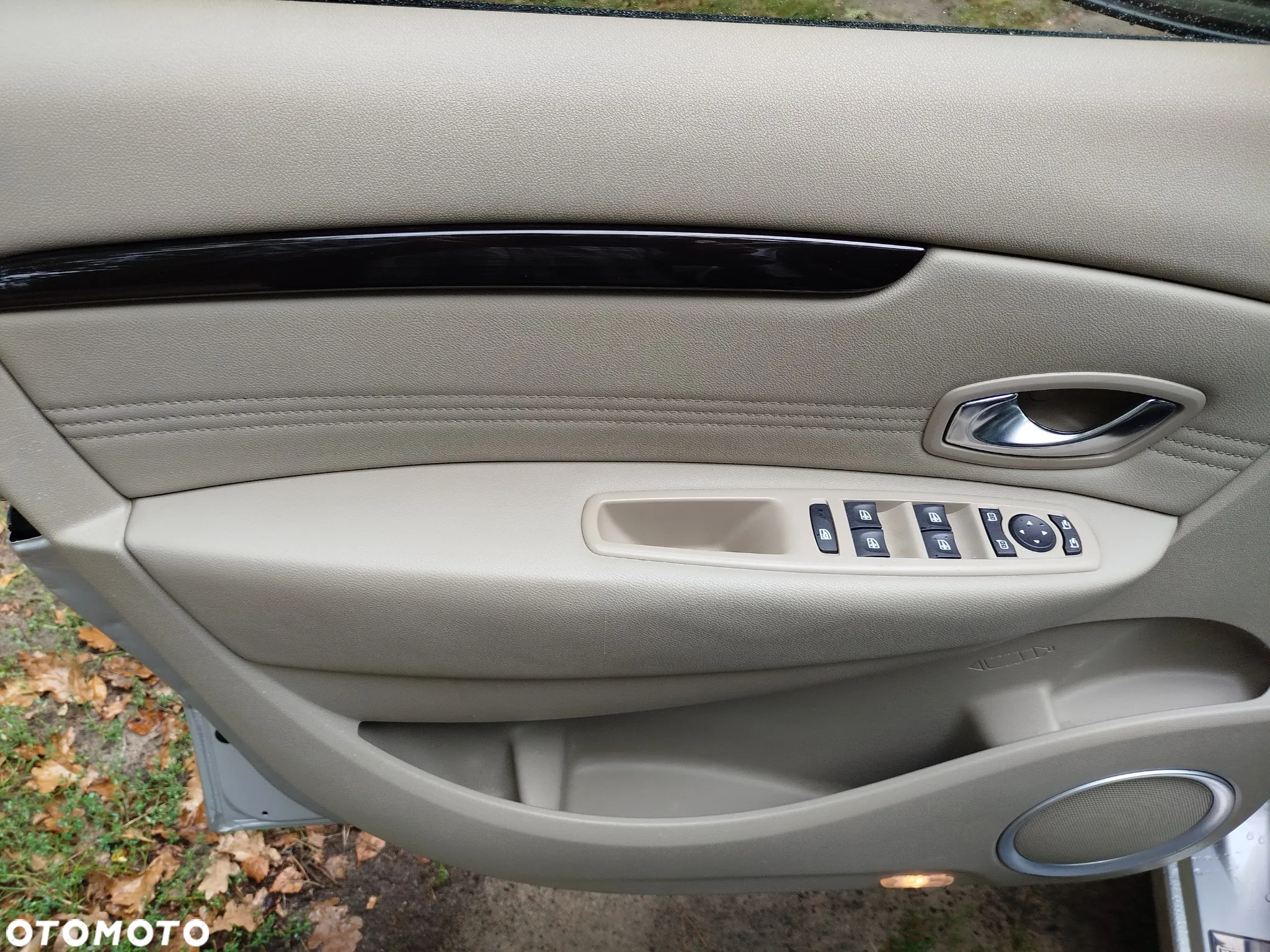 Renault Grand Scenic 2.0 16V 140 CVT Luxe - 19