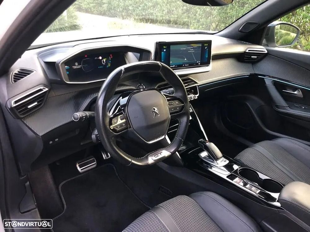 Peugeot e-2008 GT+ - 6