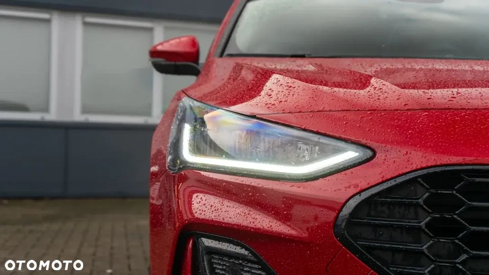 Ford Focus 1.0 EcoBoost mHEV ST-Line X - 5