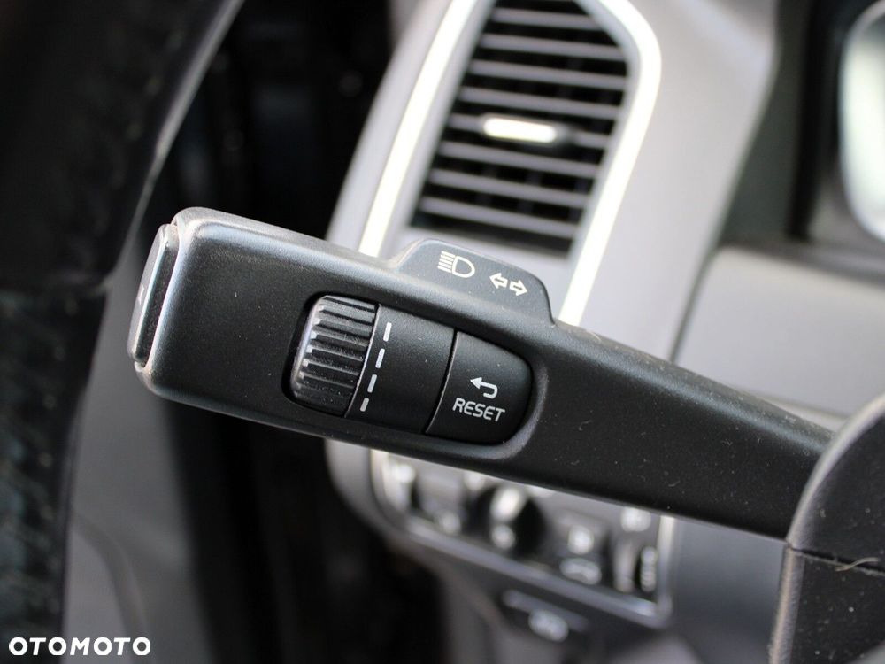 Volvo XC 60 D4 Drive-E Kinetic - 28