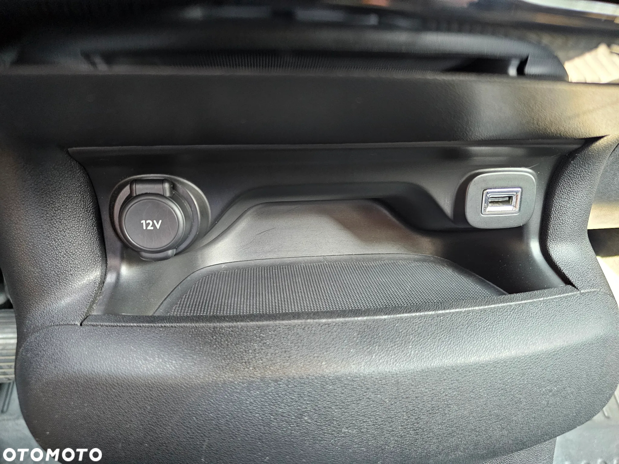 Citroën C4 Cactus 1.6 BlueHDi Shine - 33