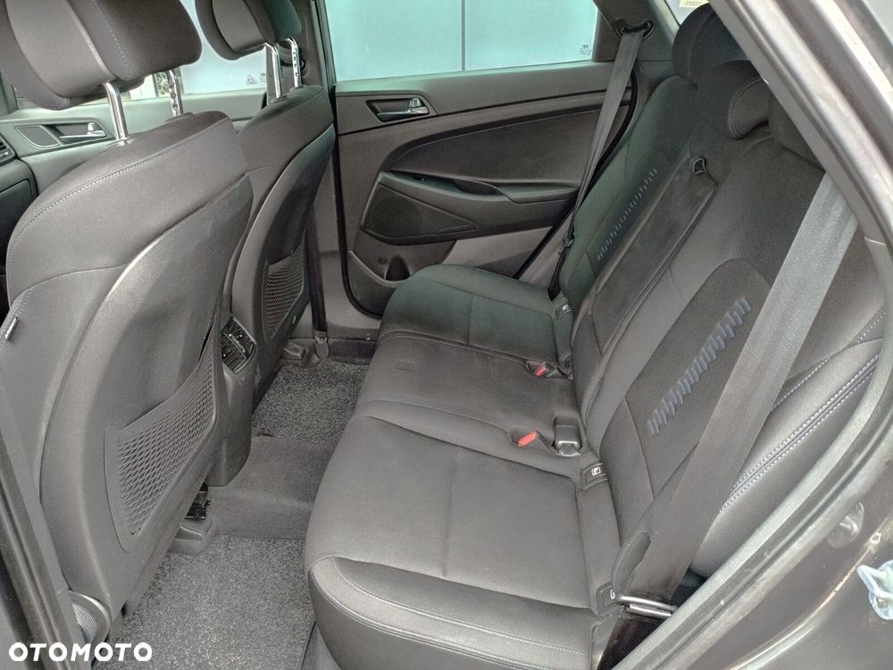 Hyundai Tucson 1.7 CRDI BlueDrive Style 2WD DCT - 12