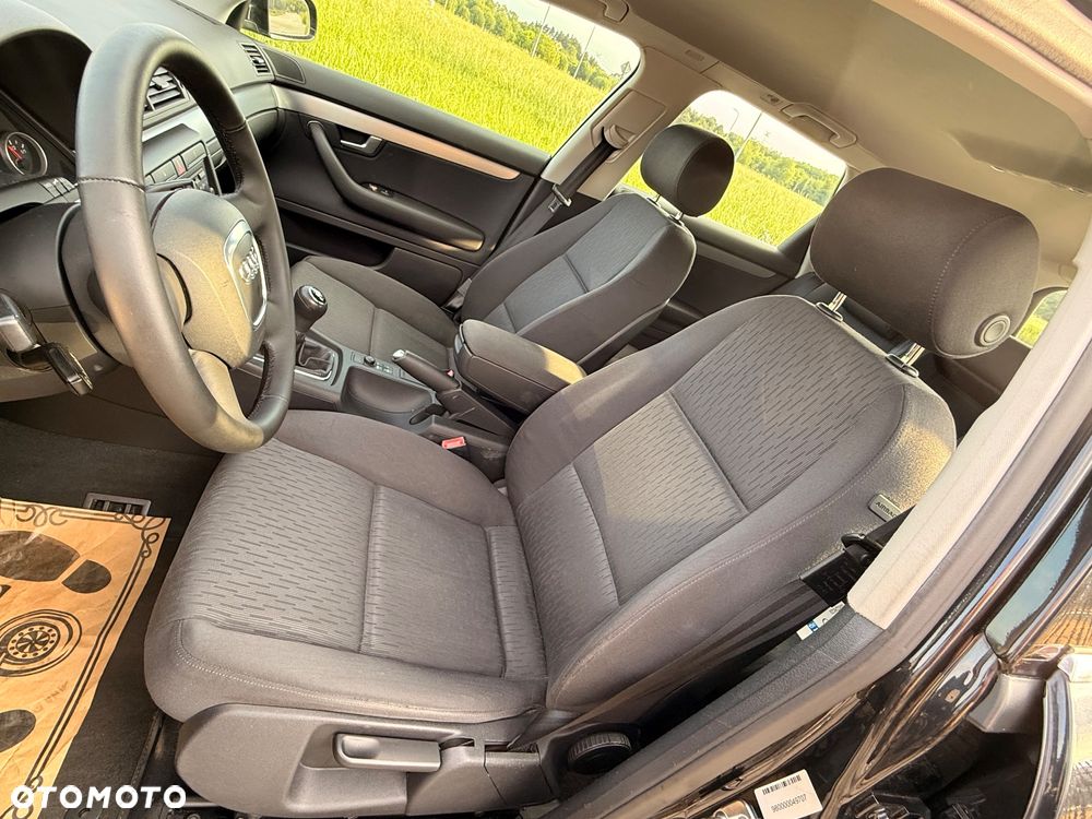 Audi A4 Avant 1.8T - 24