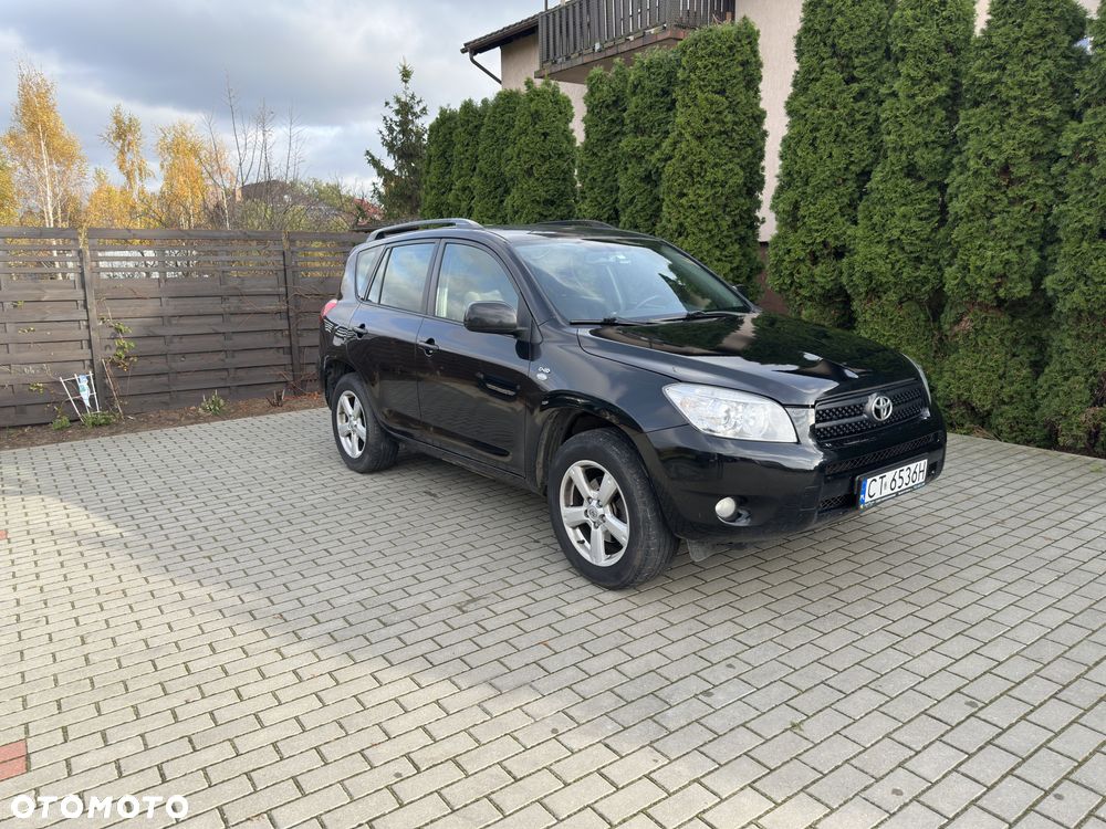 Toyota RAV4 - 3
