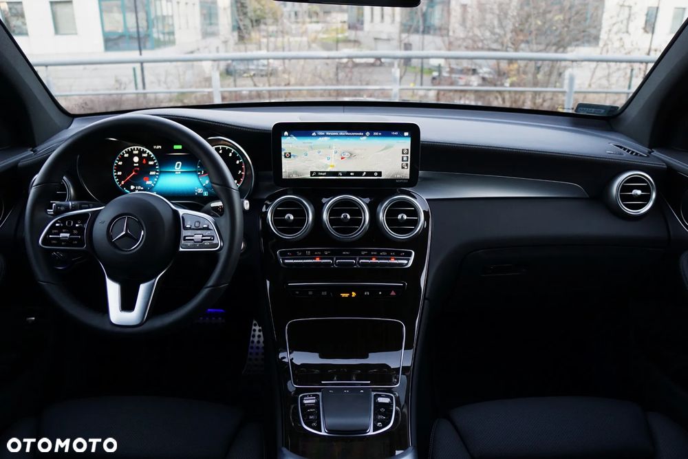 Mercedes-Benz GLC 300 4-Matic - 3