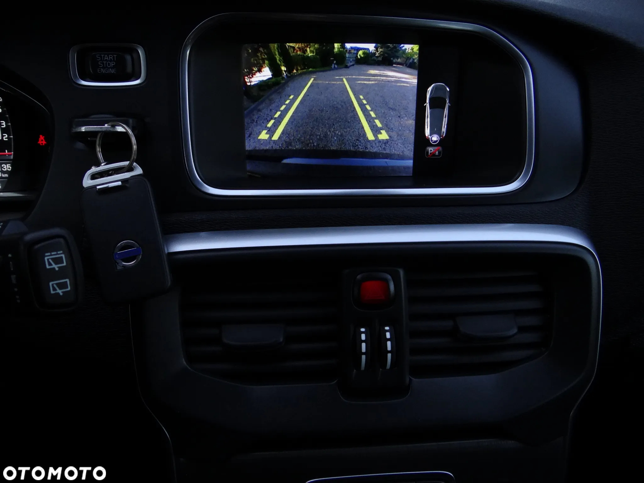 Volvo V40 D2 R-Design Kinetic - 22