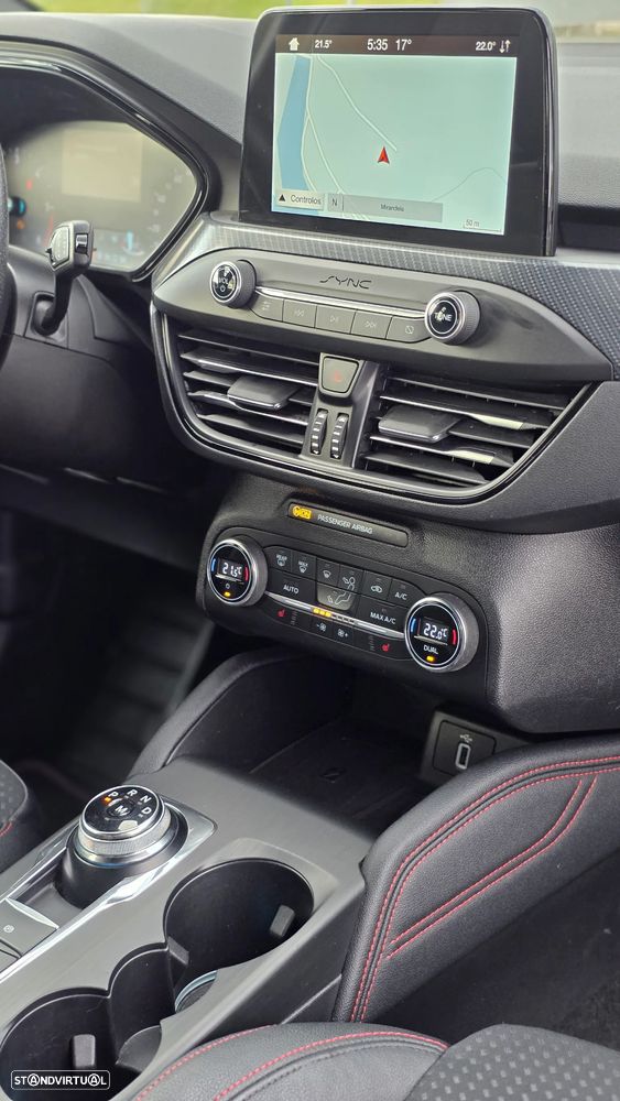 Ford Focus 1.5 EcoBlue S&S Aut. ST-LINE STYLE - 19