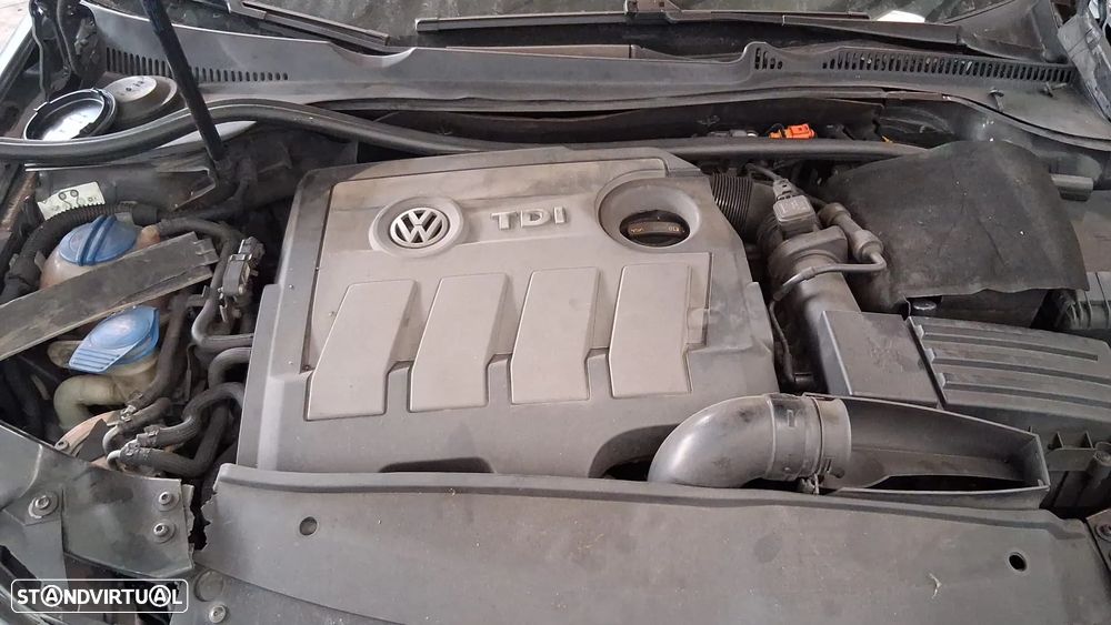Eixo traseiro VW Golf VI Variant 1.6 tdi 105cv CAY CAYC de 2010 - 5