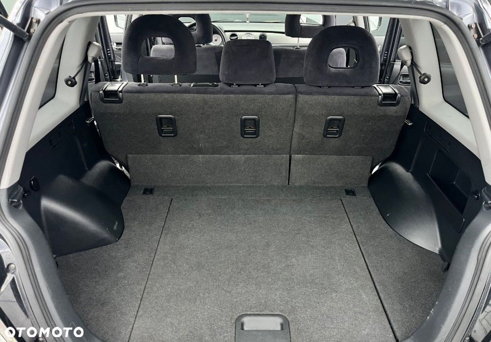 Mitsubishi Outlander - 35