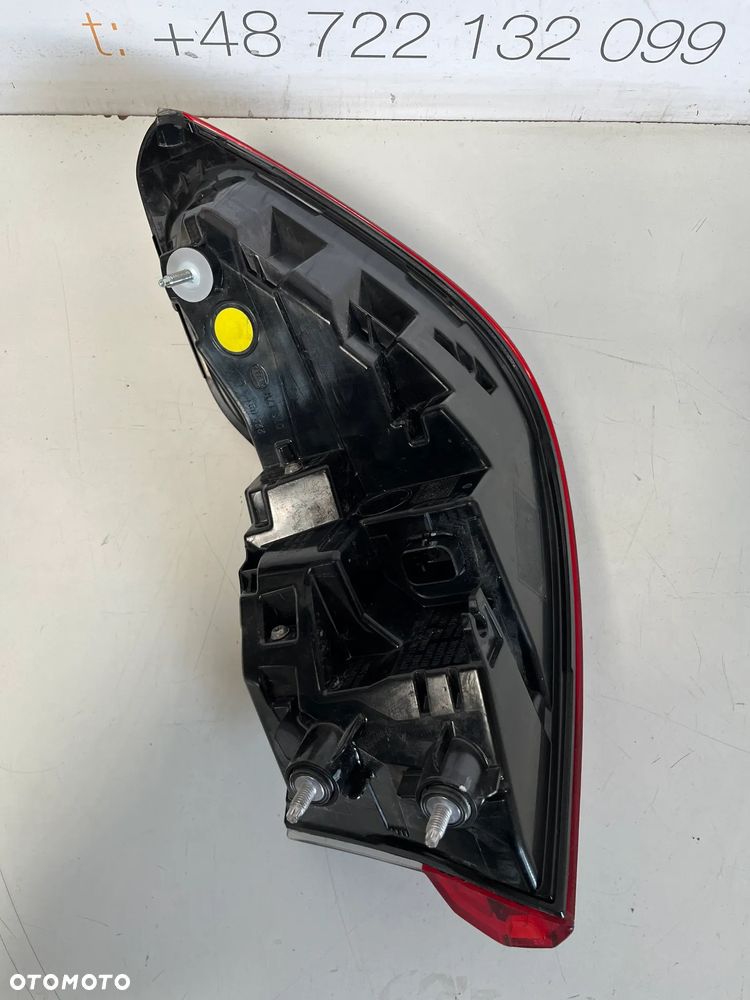 BMW 3 G21  LAMPA TYLNA LEWA - 3